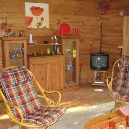 Magnificent Holiday House By Lake Kummerow Сasa de vacaciones